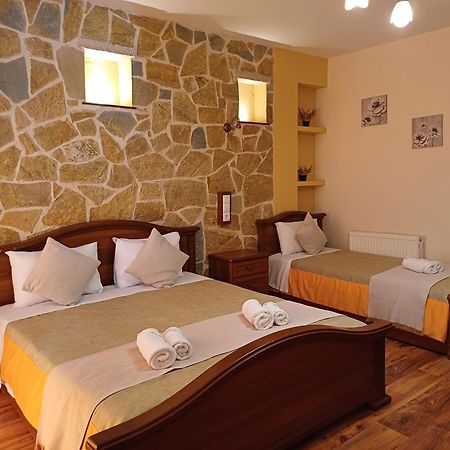 Agnantio Otel Yanya Dış mekan fotoğraf